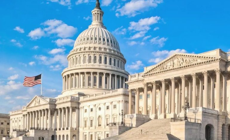 Trump’ın Vergi İndirimi Tasarısı Temsilciler Meclisi’nden Geçti