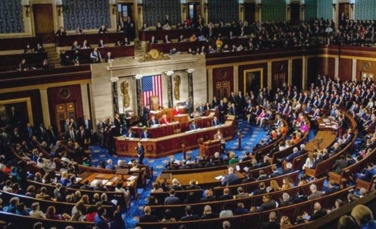 Trump’ın vergi yasasında top Senato’da