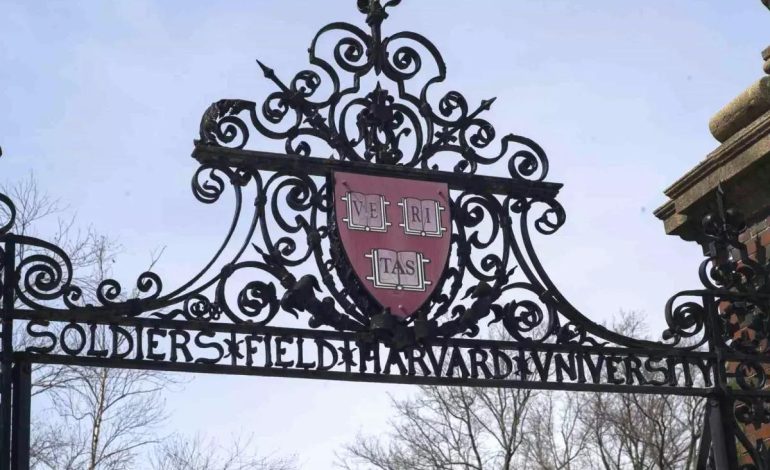 Trump’tan Harvard’a Yabancı Öğrenci Yasağı