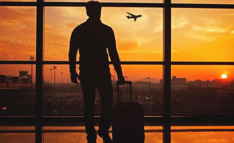 Turist sayısı ilk dört ayda ılımlı geriledi