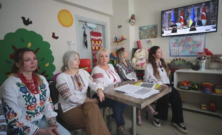 Ukraynalılar Antalya’da Barış Umutlarını Tazeliyor