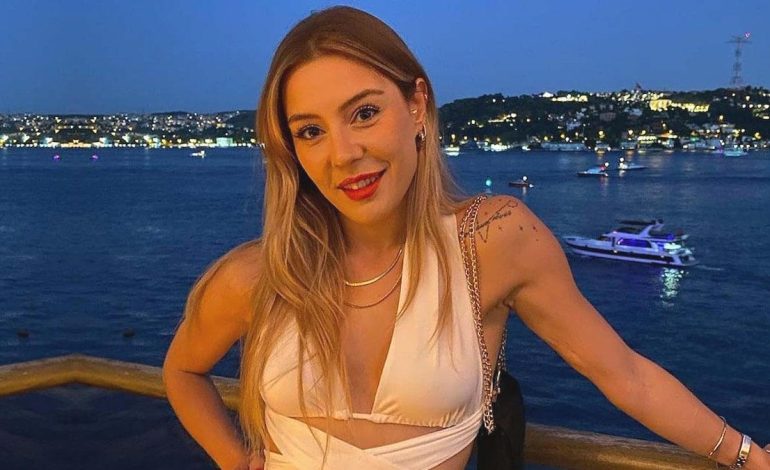 Ünlü oyuncu bebeğini kaybetti