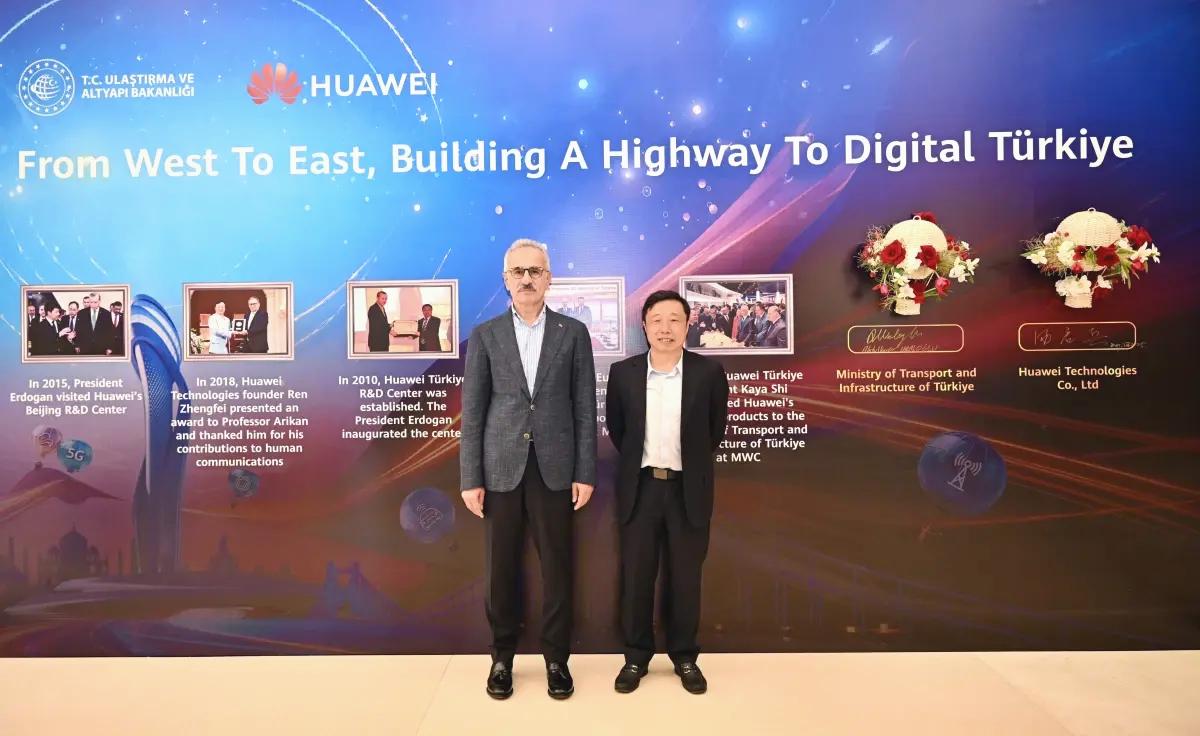 Uraloğlu’ndan Huawei ve ZTE ile İş Birliği Vurgusu