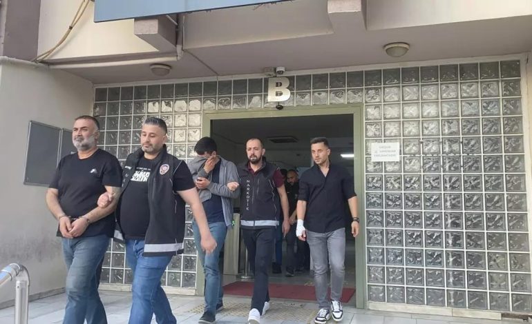 Uyuşturucu Operasyonunda 15 Tutuklama