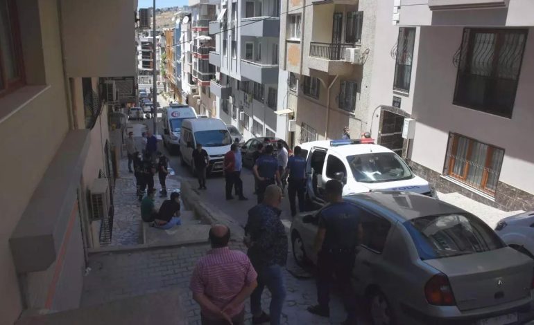 Uyuşturucu Yüzünden Kızıyla İlgili Acı İtiraf