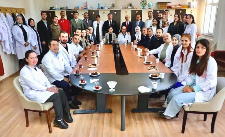 Vali Aydoğdu’dan Meslek Liselerine Destek