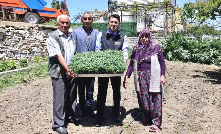 Vali Aygöl’den Tekin Çiftine Ziyaret