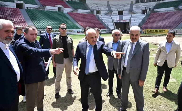Vali Zorluoğlu, Diyarbakır Atatürk Stadyumundaki çalışmaları yerinde inceledi