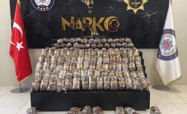 Van’da Esrar Operasyonu: 84 Kilo Ele Geçirildi, 2 Şüpheli Tutuklandı