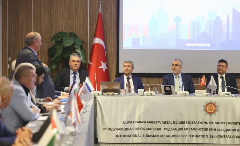 Vedat Işıkhan, İşçi Sendikaları ile Toplandı