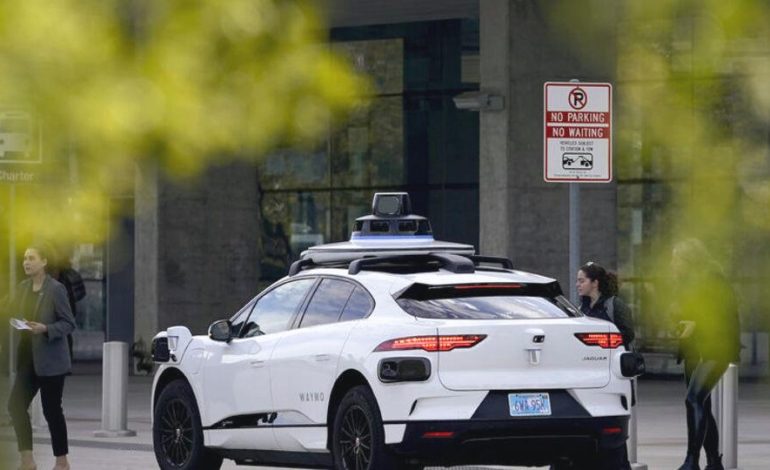 Waymo, robotaksi hizmetini Silikon Vadisi’nde genişletiyor