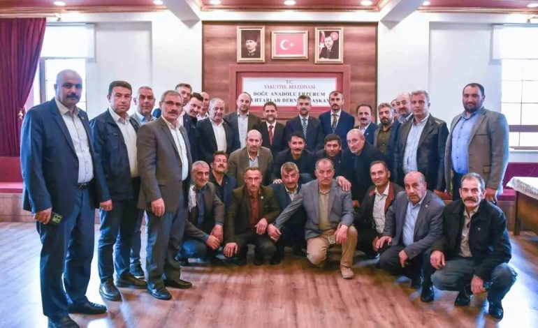 Yakutiye’de Muhtarlarla İstişare Toplantısı