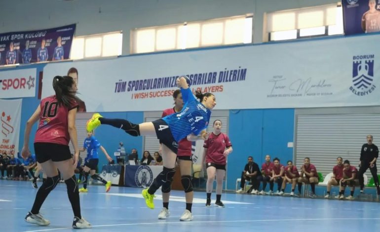 Yalıkavakspor İkinci Şampiyonluğunu Kazandı