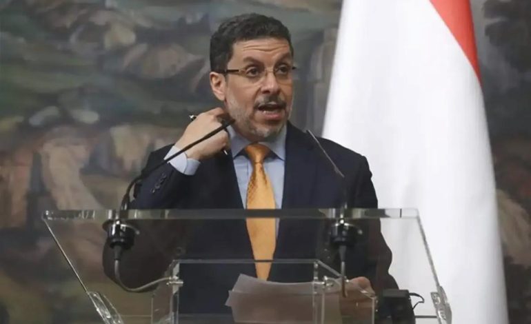 Yemen Başbakanı Ahmed Avad bin Mübarek İstifa Etti