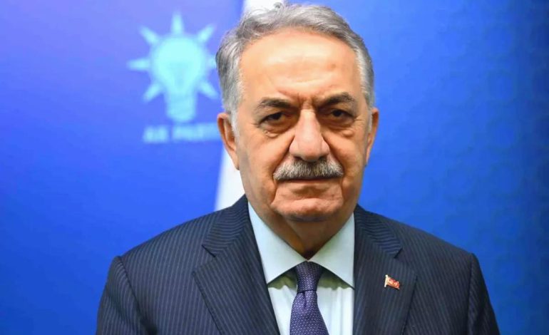 Yeni Anayasa Çalıştayı Başladı