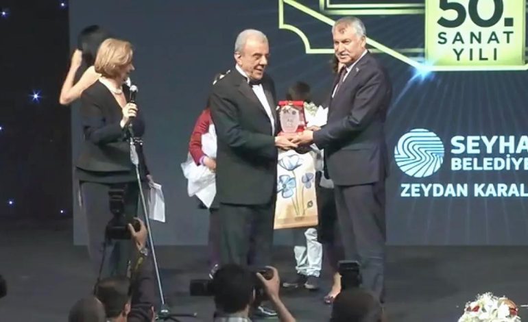 Yönetmen Ali Özgentürk Hayatını Kaybetti