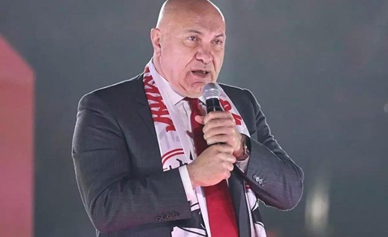 Yüksel Yıldırım’dan Fenerbahçe’ye olay sözler: Derbide akılları çelişti