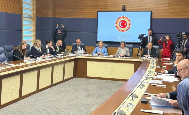 Yurt Dışındaki Nefret Suçları Artıyor