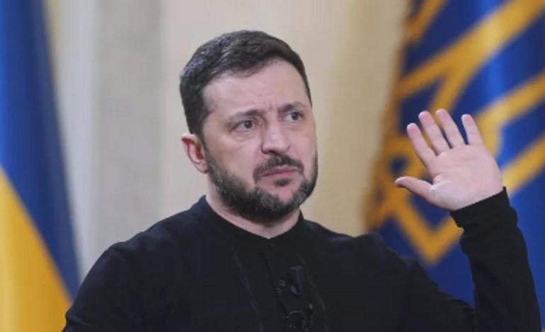 Zafer kutlamaları ateşkesini reddeden Zelenskiy’e Moskova’ya gelecek olan liderlere tehdit