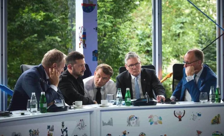 Zelenskiy: Rusya’ya Sert Yaptırımlar Gerekiyor